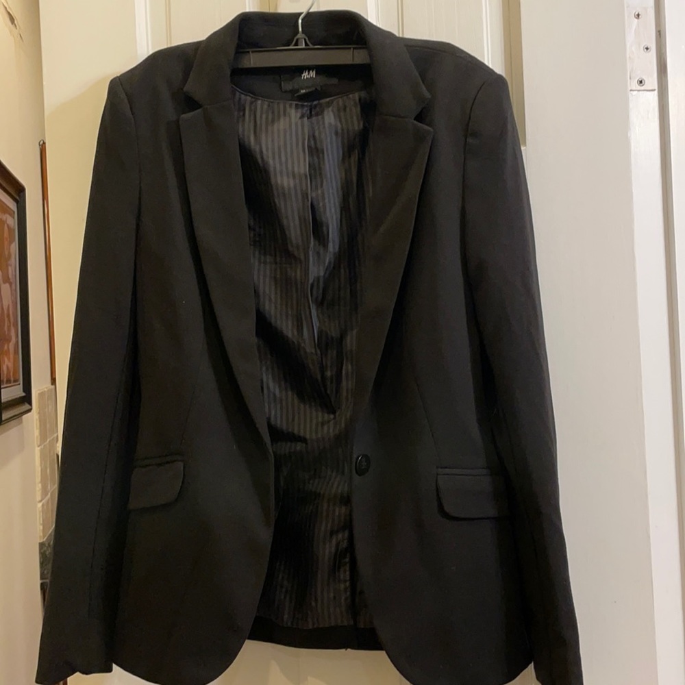 H&M black blazer. Size 4